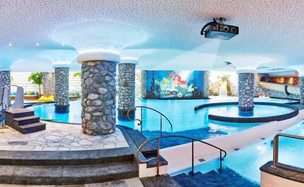 Kinder Wasserwelten im Wellnesshotel