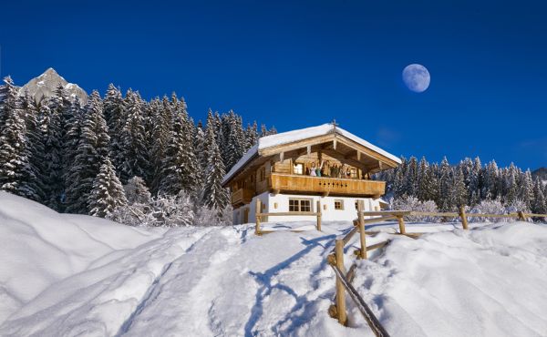 Mountain Chalet "Hüttlingmoos"