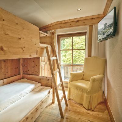 Stammhaus family nest