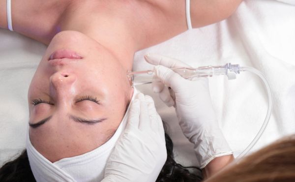 Face treatments with Hydrafacial®