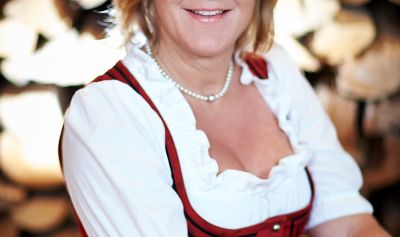 Send a message to Trixi Moser