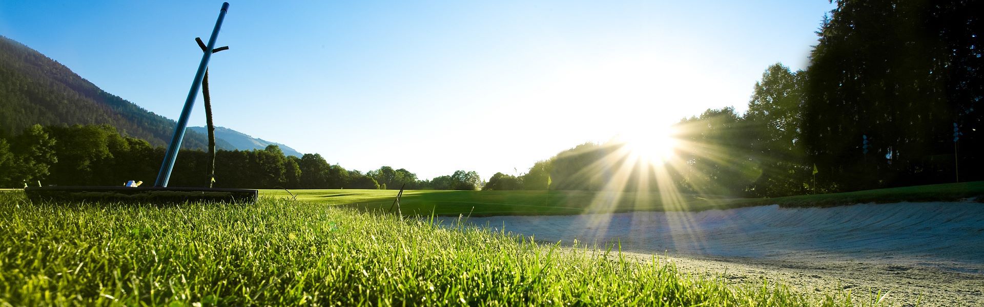 <strong>Golfen in der Umgebung</strong><br><br>Die Golf Alpin Chip-Card bietet Ihnen die Möglichkeit zwischen 32 Golf Alpin-Partnerclubs in Tirol und im Salzburger-Land zu wählen...