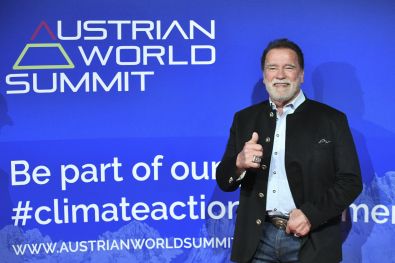 Arnold Schwarzenegger eröffnete den Abend mit klaren Worten: