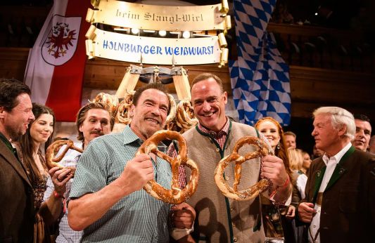 Arnold Schwarzenegger, Matt Iseman