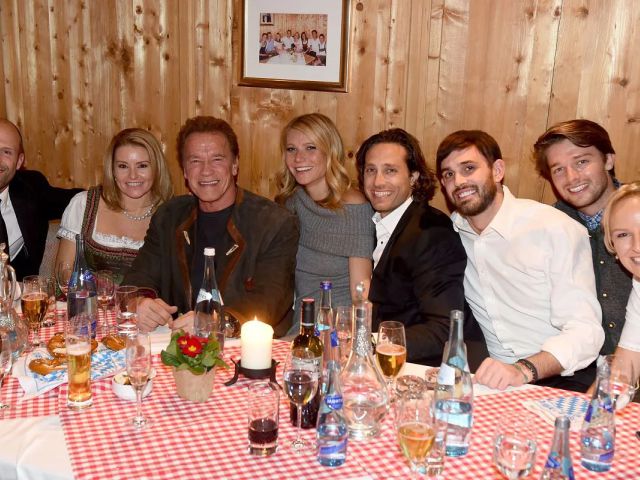 v.l. Jason Statham, Heather Milligan, Arnold Schwarzenegger, Gwyneth Paltrow, Brad Falchuk mit einem Freund, Patrick Schwarzenegger, Maria Hauser-Lederer