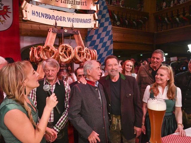Maria Hauser, Hias Leitner, Karl Schranz, Arnold Schwarzenegger und Heather Milligan
